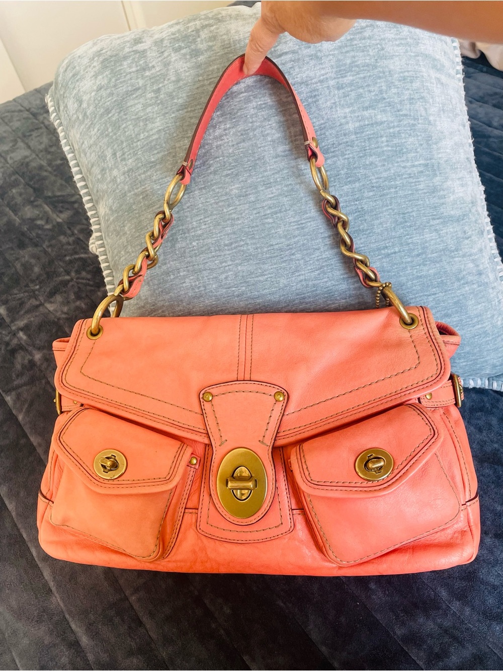Coach limited Edition Y2K Leigh 2007 Pink/ Salmon Leather Shoulder Bag (Preowned